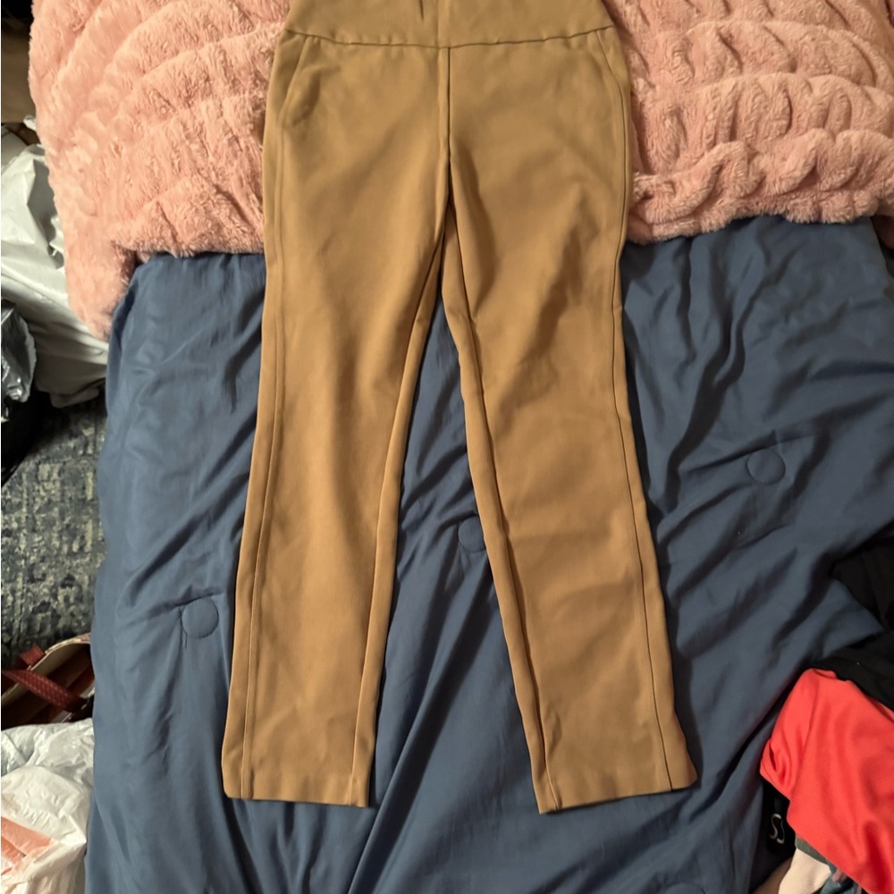 Express Tan Straight Leg Women's Pants small